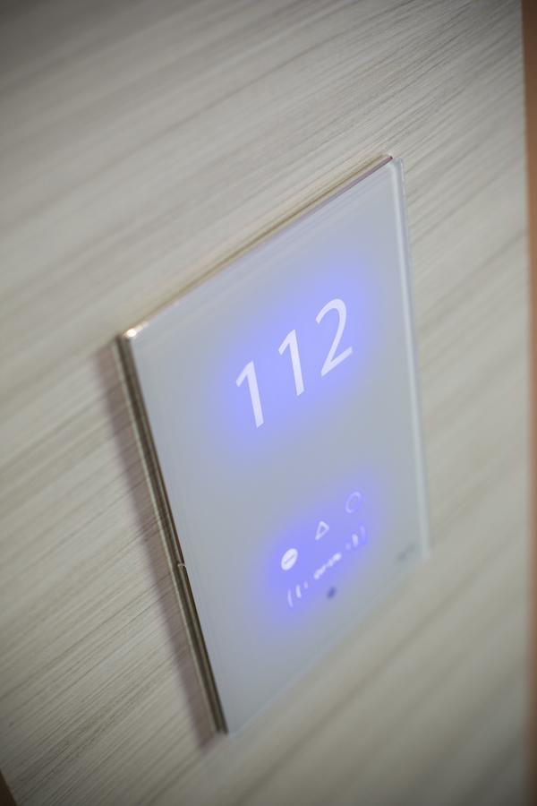 Alma Living Hotel- Al Girarrosto เวนโซเน ภายนอก รูปภาพ